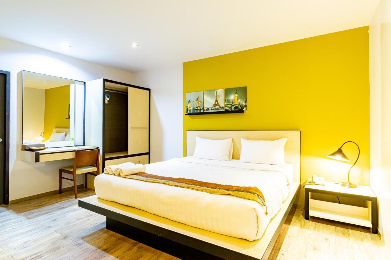 Thongmanee Hotel Хатъяй Экстерьер фото